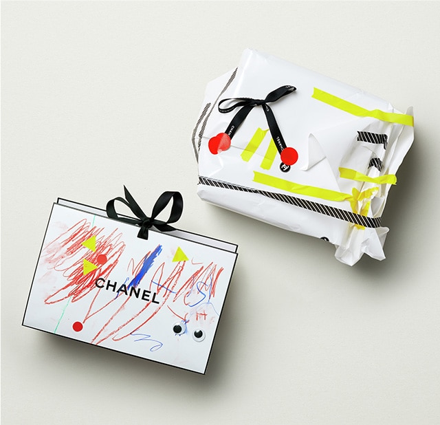 Gift-wrapped packaging
