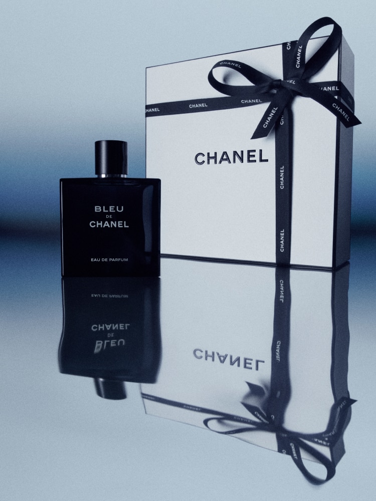 GIF of Bleu de Chanel EDP